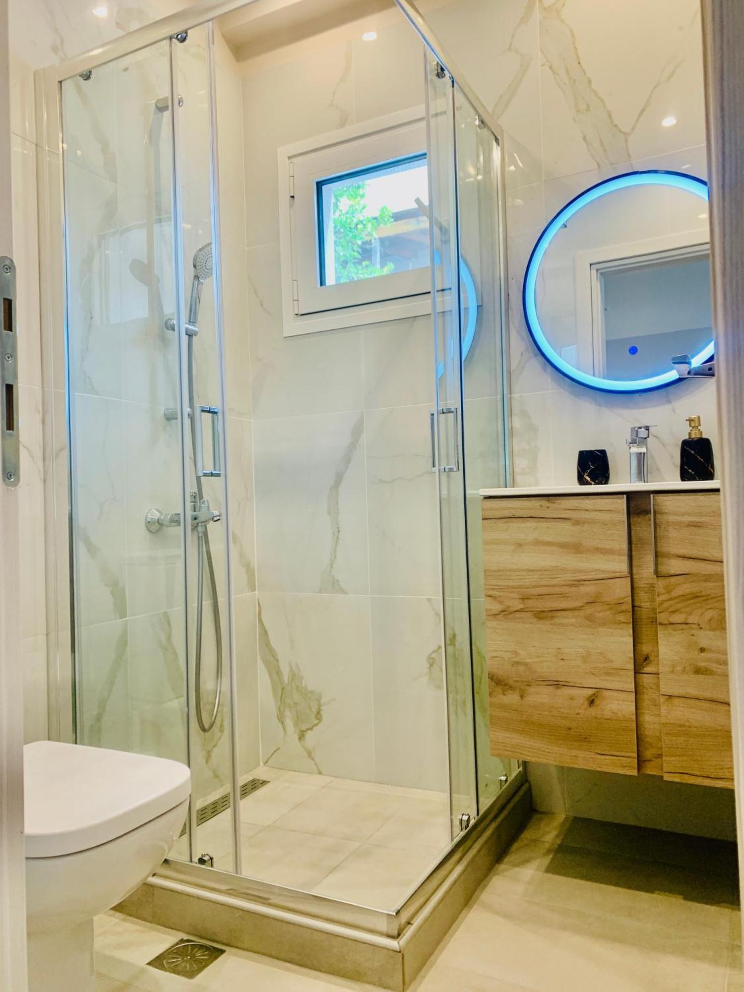 Thelfi Luxury Studio In Attica - Close To Varkiza Beach - Sea View Vári Kültér fotó